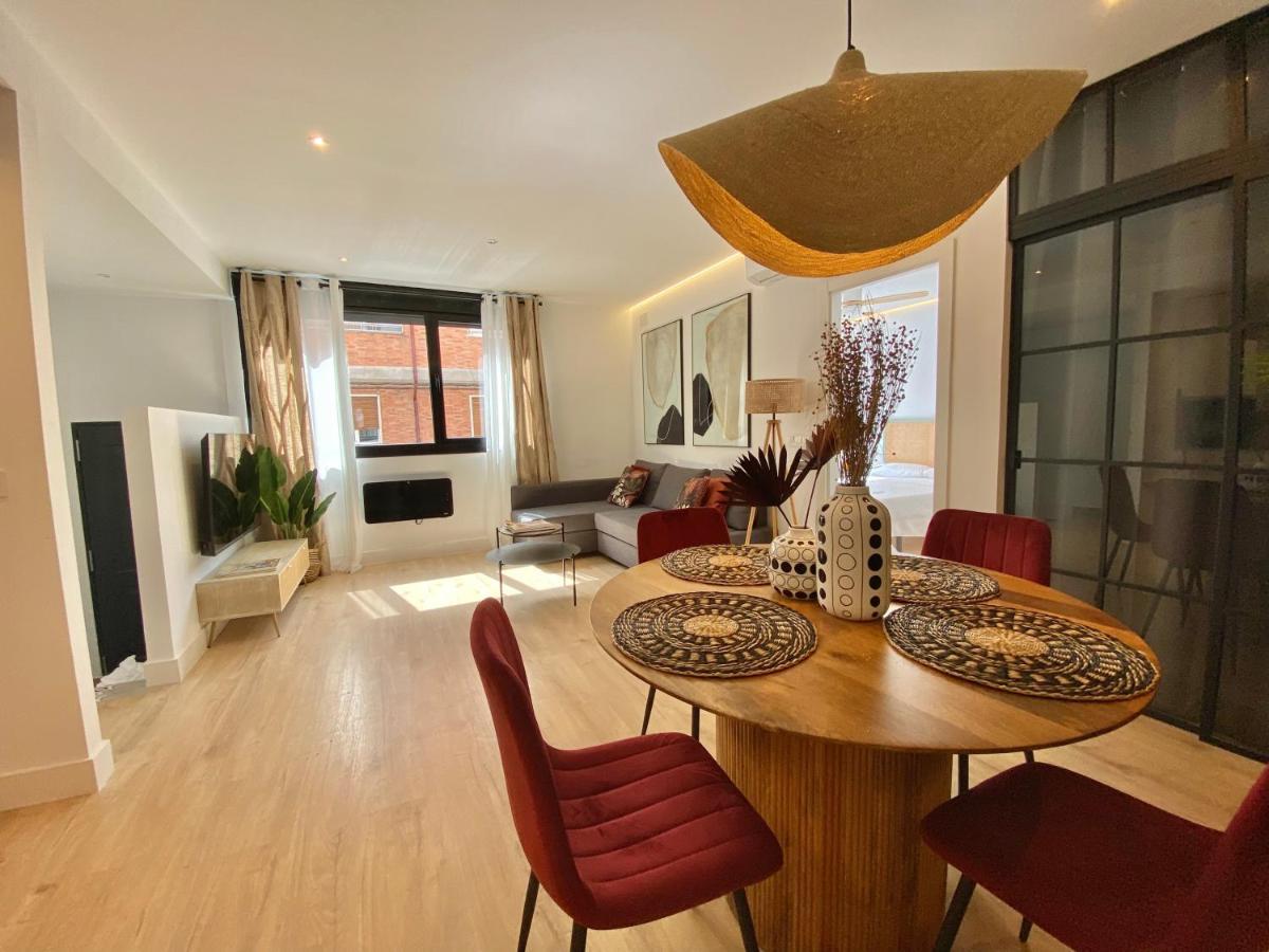 Am I Segovia Vut Apartment ภายนอก รูปภาพ